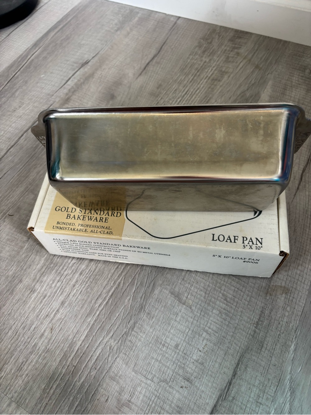 All-Clad Gold-Interior Loaf Pan - Gold - Picture 4 of 9